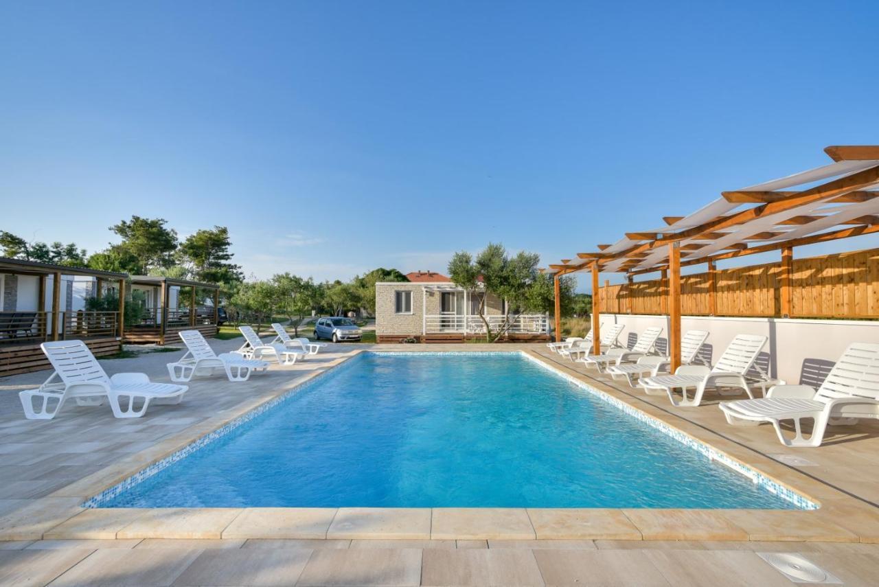 Apartments Medanic - Private Pool Privlaka  Exterior photo