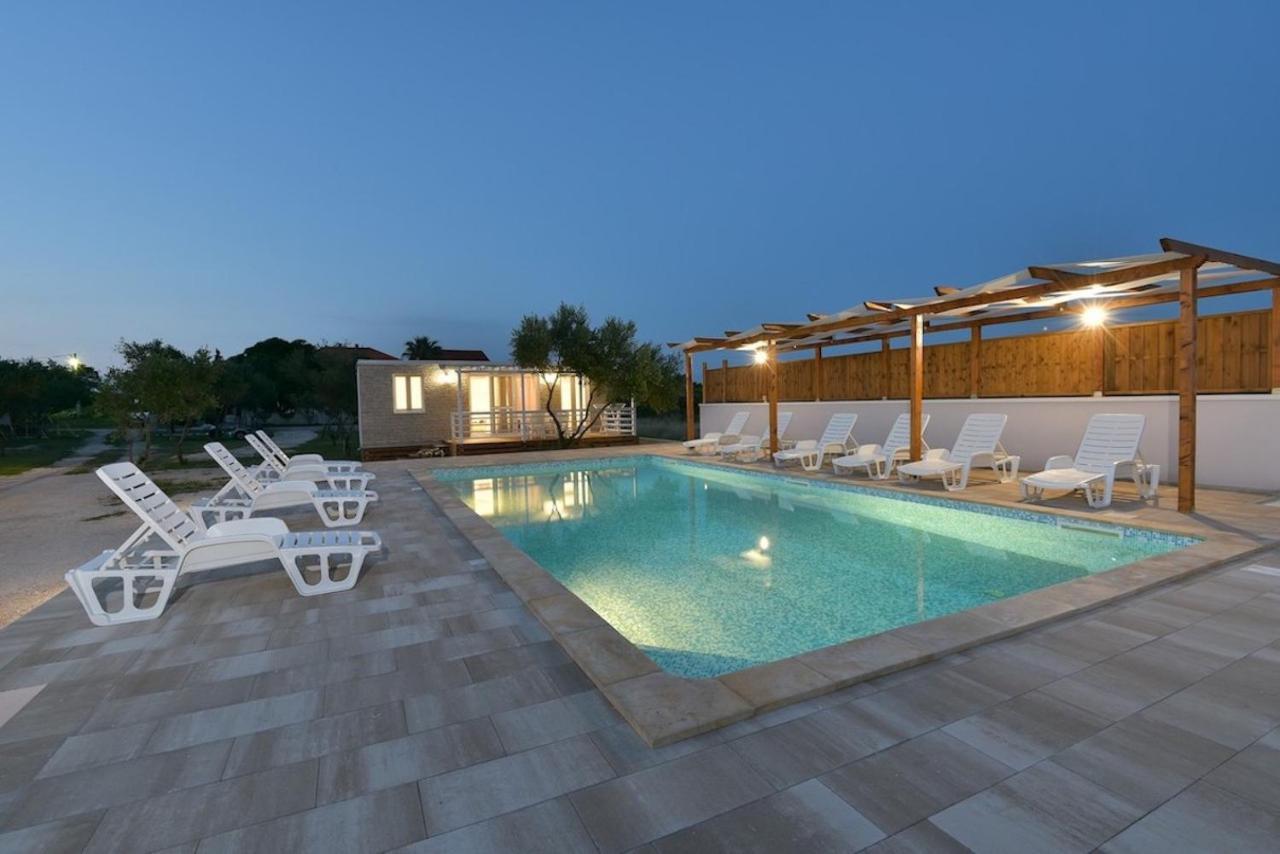 Apartments Medanic - Private Pool Privlaka  Exterior photo